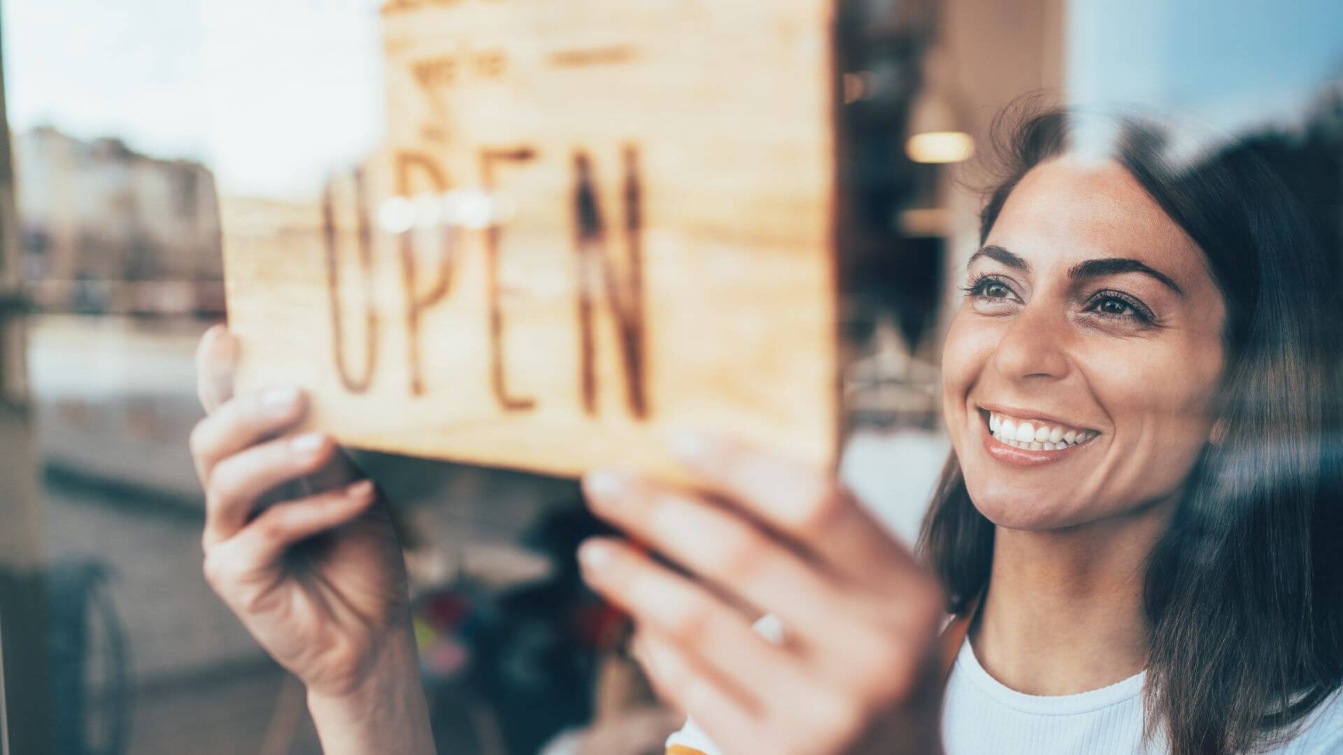 how much does it cost to start up a business in australia?